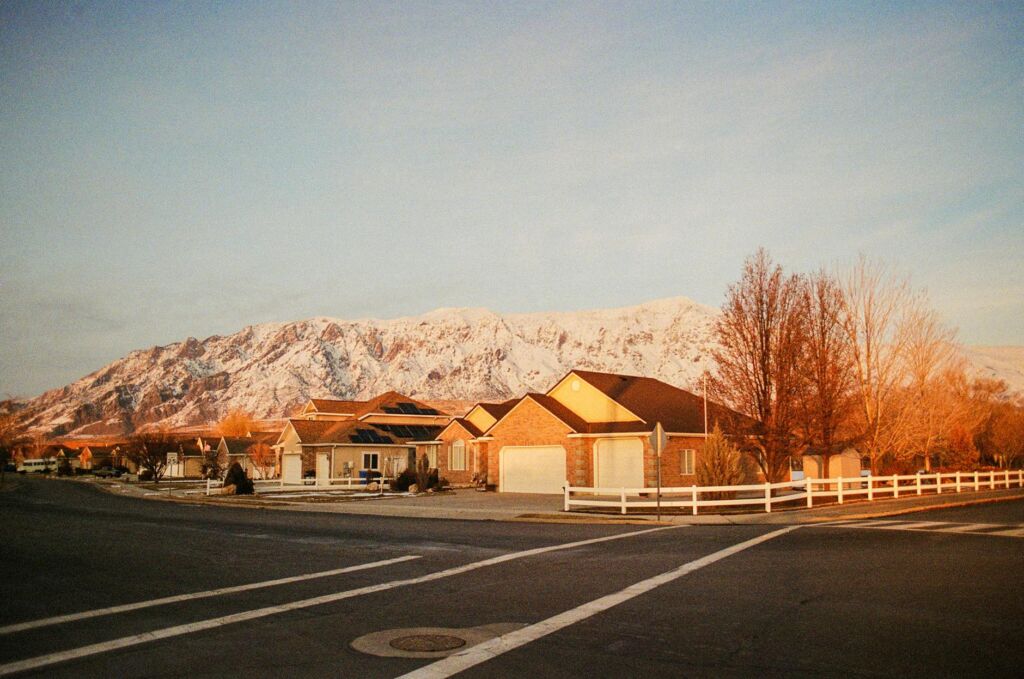 Intro Roofing in Taylorsville